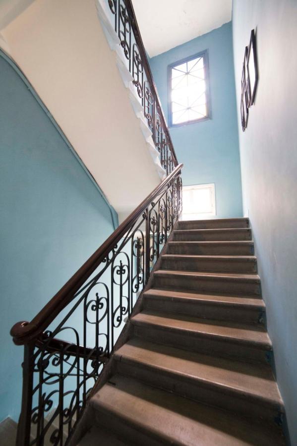 Ourplace Nachalat Binyamin Тел Авив Екстериор снимка