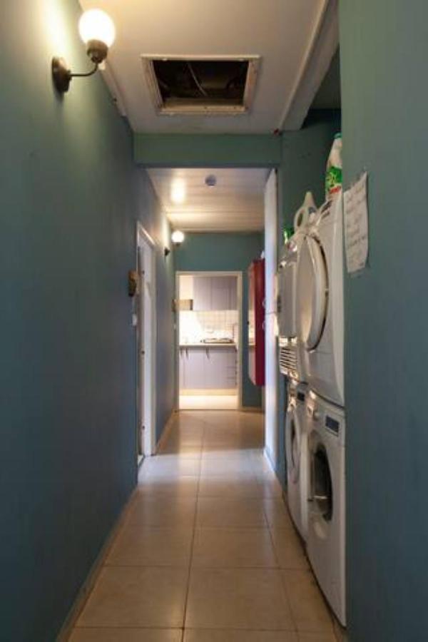 Ourplace Nachalat Binyamin Тел Авив Екстериор снимка