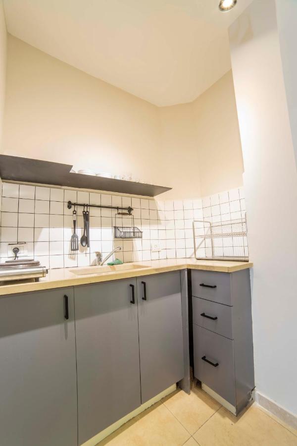 Ourplace Nachalat Binyamin Тел Авив Екстериор снимка