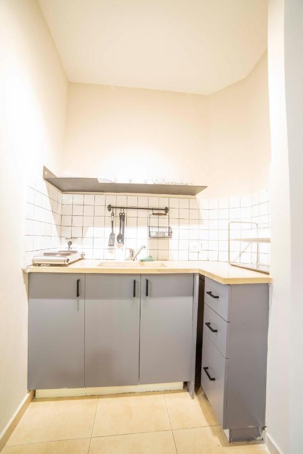 Ourplace Nachalat Binyamin Тел Авив Екстериор снимка